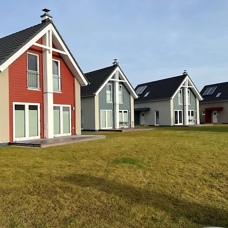 Holiday home Nordseeresort 44b Diek No 3 Busum